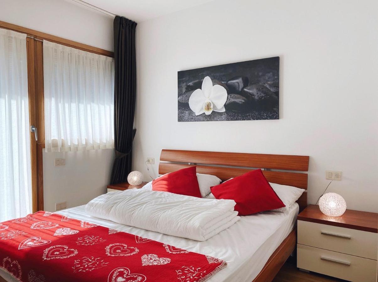 Eleonora 4A Apartman Temù Kültér fotó